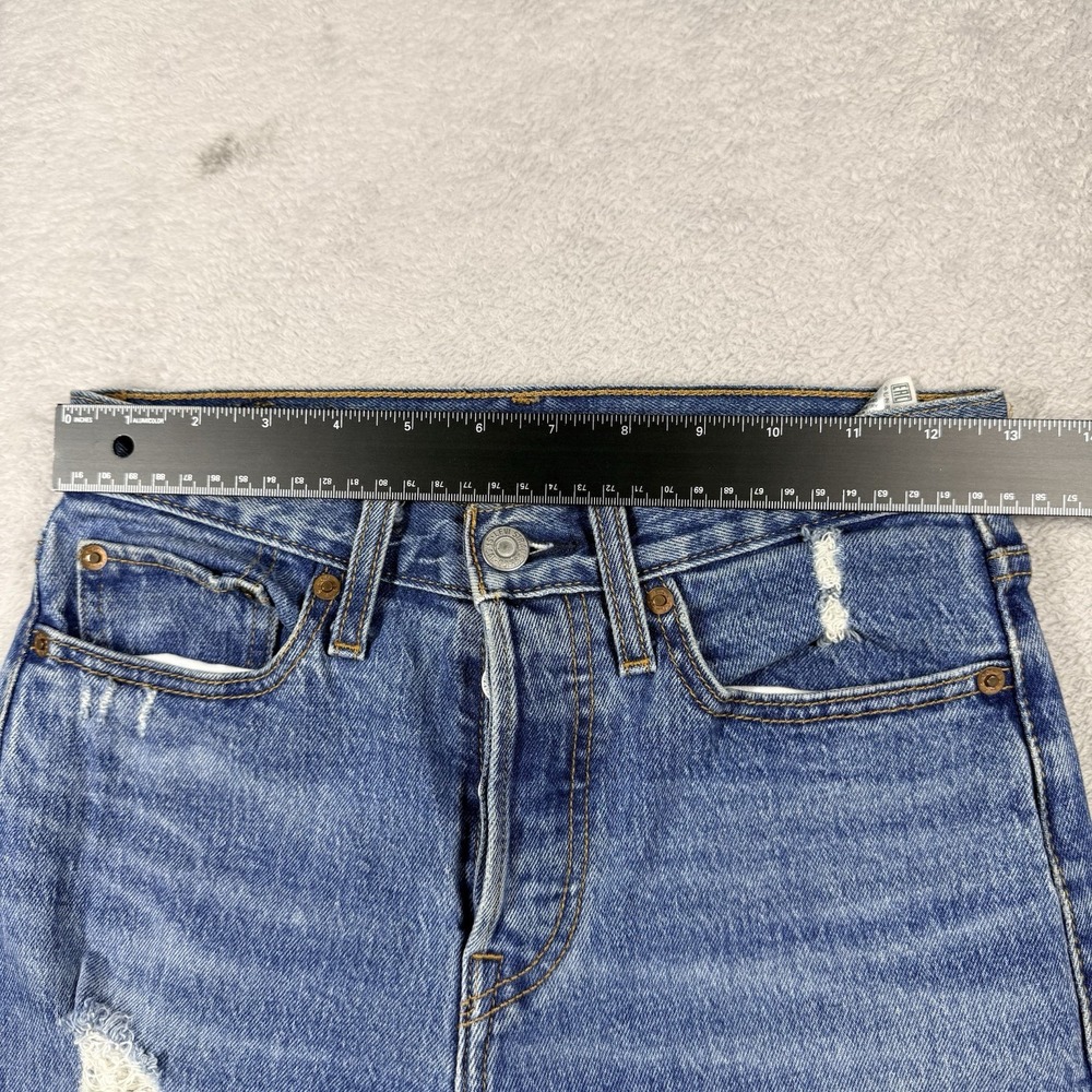 Levi's Premium Wedgie Straight Size 24 Jeans Button Fly Medium Wash  Distressed - Picture 6 of 13
